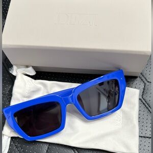 Dezi Switch cobalt blue sunglasses